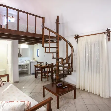 Pergeri Lägenhet Imerovigli (Santorini)